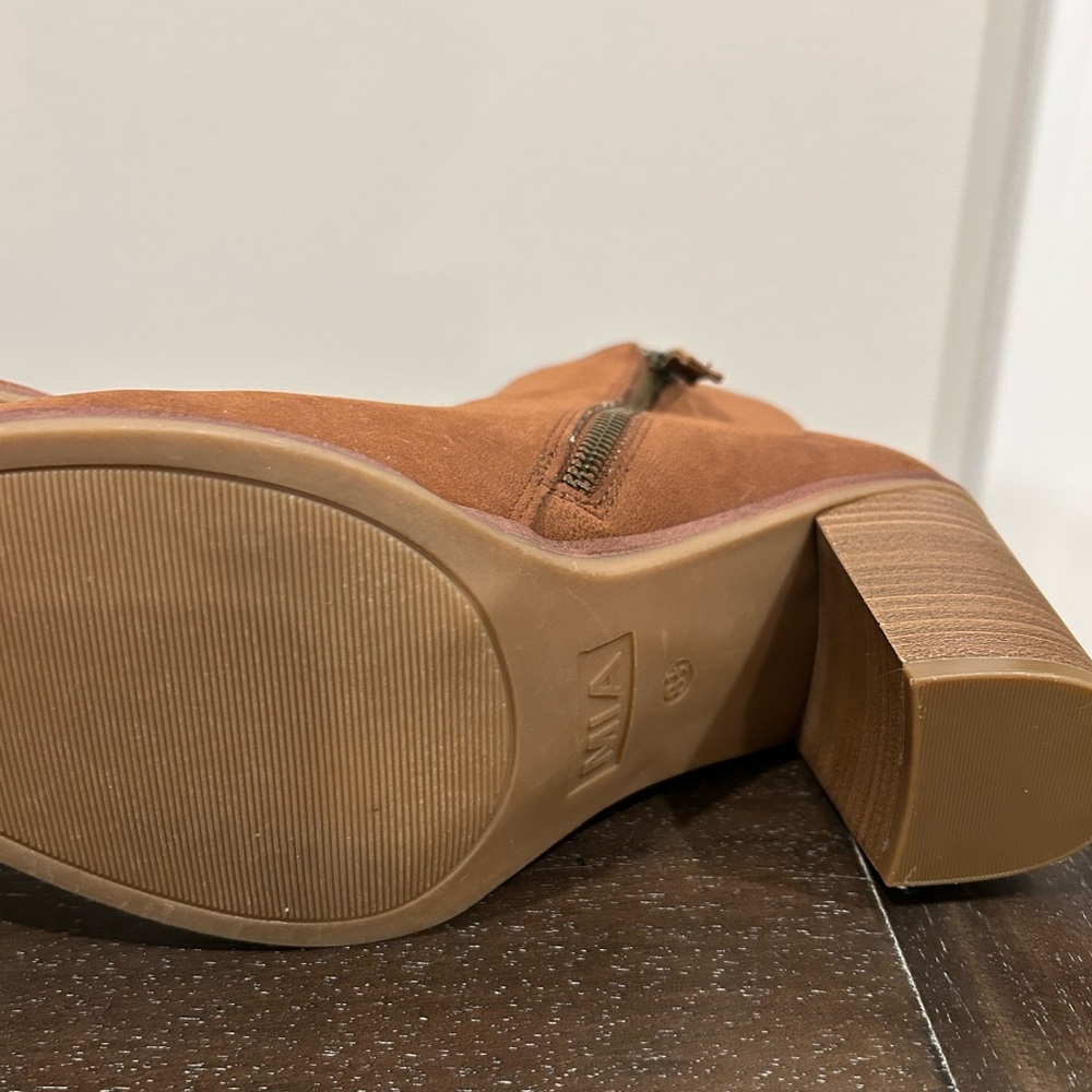 MIA Patton Booties NWOT - Picture 6 of 10